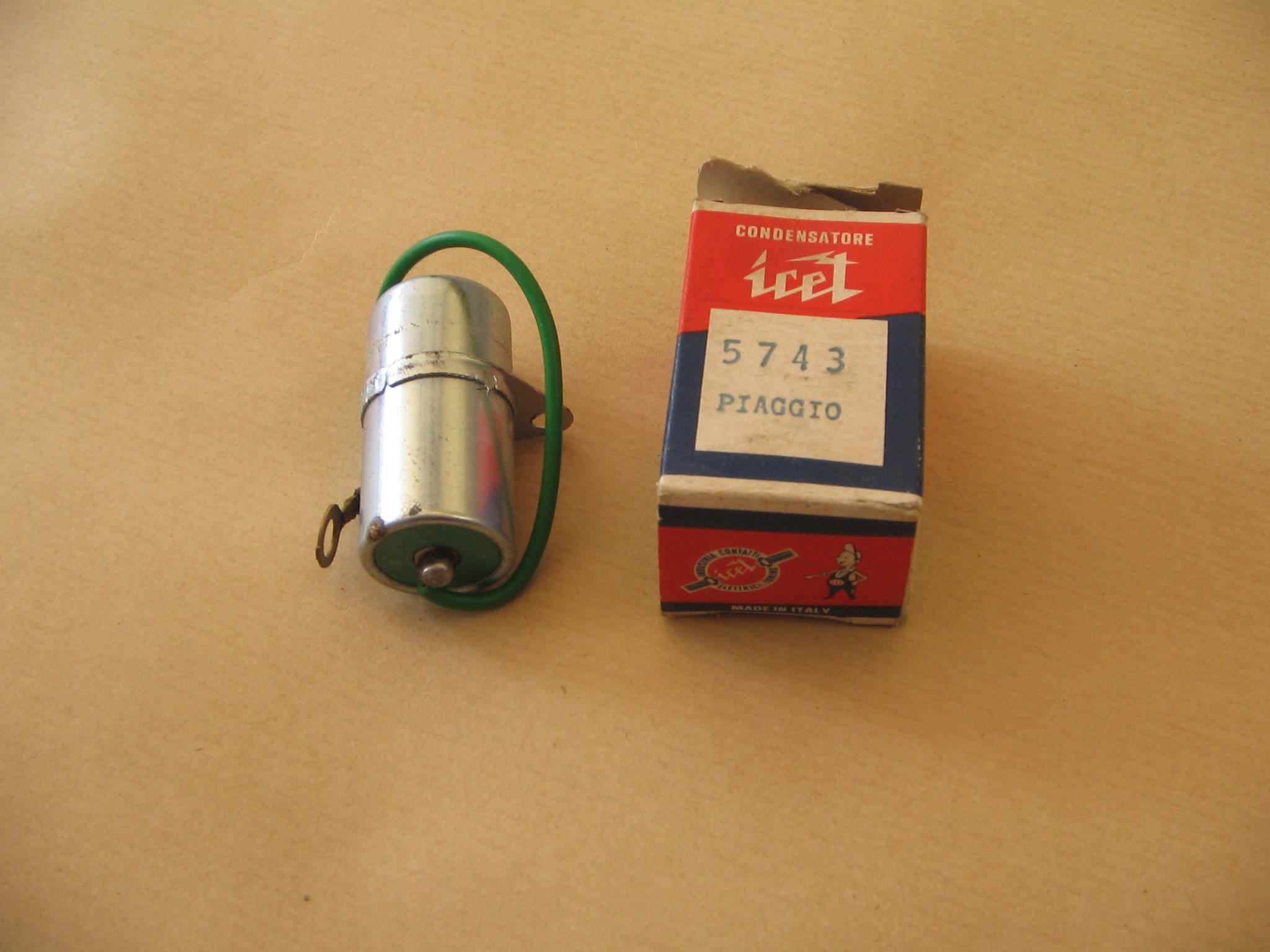 PIAGGIO CONDENSATORE N.2.068